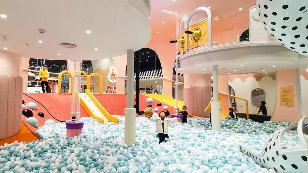 ball pit indoor children's playground