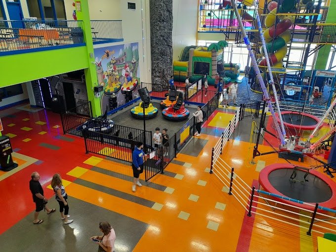 WooHoo! The Largest Family Entertainment Center in Canada