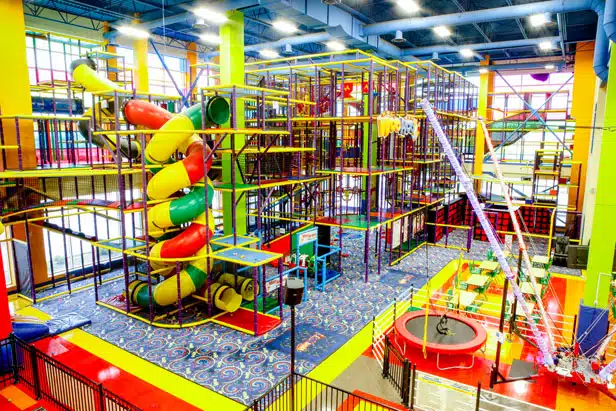 WooHoo! Canada’s Largest Indoor Playground in Vaudreuil